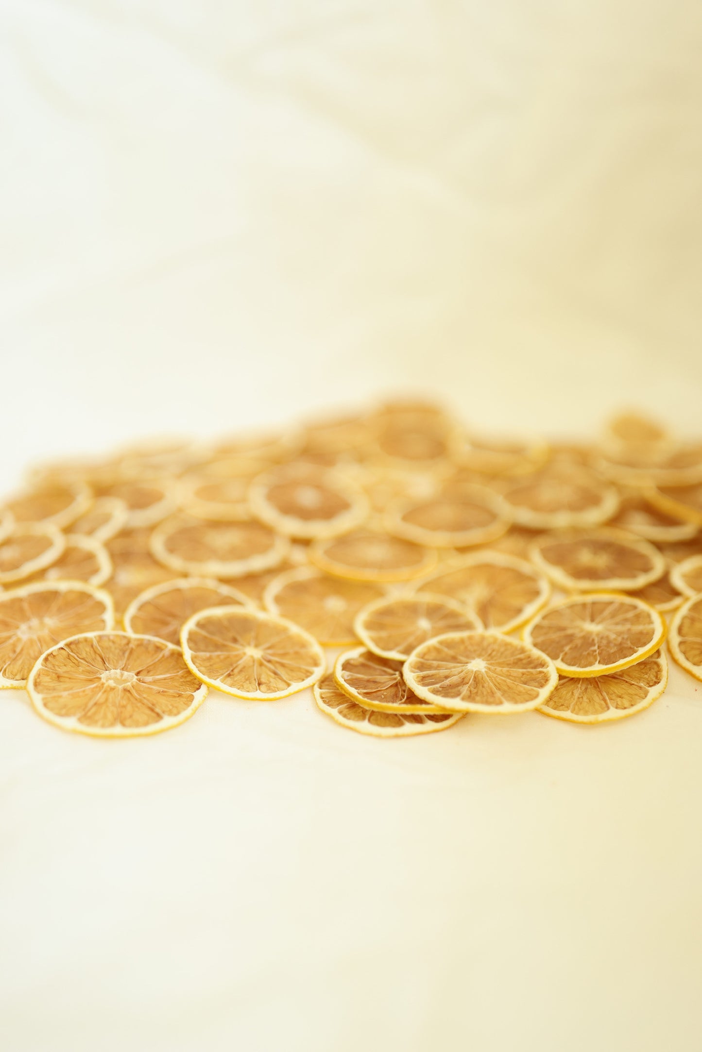 Organic dried lemon slices